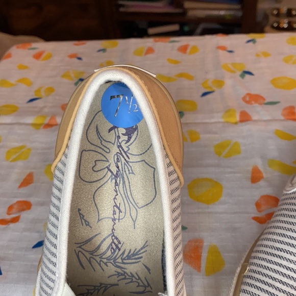 Blue, white, and tan slip on shoes size 7 1/2 - Picture 2 of 5